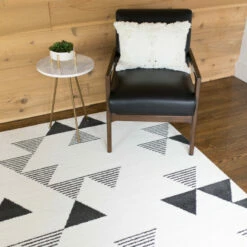 Top 10 🧨 Carson Carrington Islingby Modern Geometric Indoor Area Rug Black ⌛ -Carson Carrington Sales unnamed file 1404