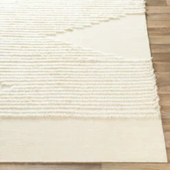 Flash Sale 🎁 Carson Carrington Inbyn Bohemian Wool Shag Area Rug Cream 🎁 -Carson Carrington Sales unnamed file 1437