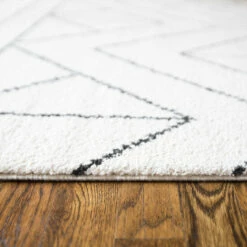 Cheap 💯 Carson Carrington Iseras Modern Geometric Area Rug Charcoal 🎁 -Carson Carrington Sales unnamed file 430