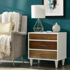 Buy ๐ Carson Carrington Christian 3-drawer Nightstand ๐
