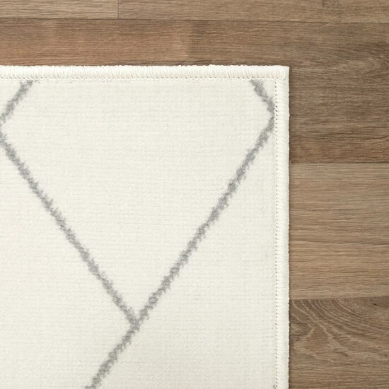 Outlet ๐ฅ Carson Carrington Iselsta Modern Aztec Indoor/Outdoor Area Rug Blue ๐ 6 Outlet ๐ฅ Carson Carrington Iselsta Modern Aztec Indoor/Outdoor Area Rug Blue ๐ - Image 4