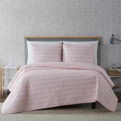 Budget ๐คฉ Carson Carrington Tomterna Stripe 3-piece Quilt Set Grey ๐คฉ