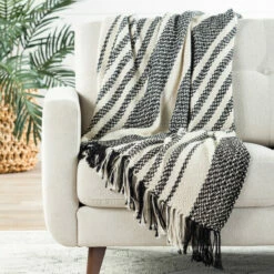 Deals โจ Carson Carrington Talla Striped Black/Cream Throw ๐ฏ